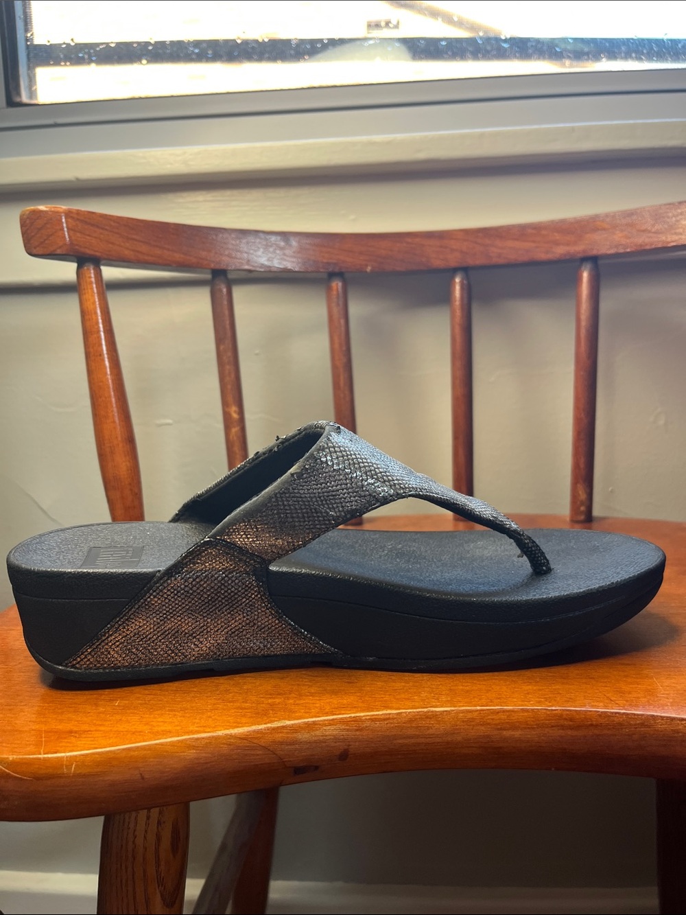 FitFlop Lulu Pewter Black Textured Wedge Sandals Women’s Sz 9 GUC Comfort Slide - Picture 5 of 10
